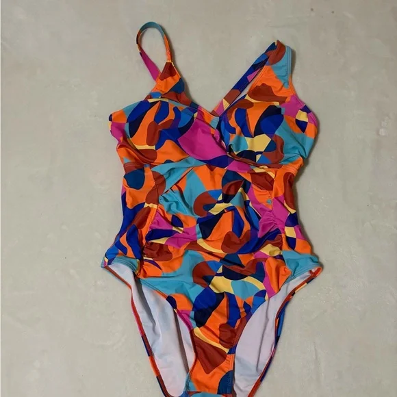 Colorful Women’s Swimwear - Picture 1 of 2
